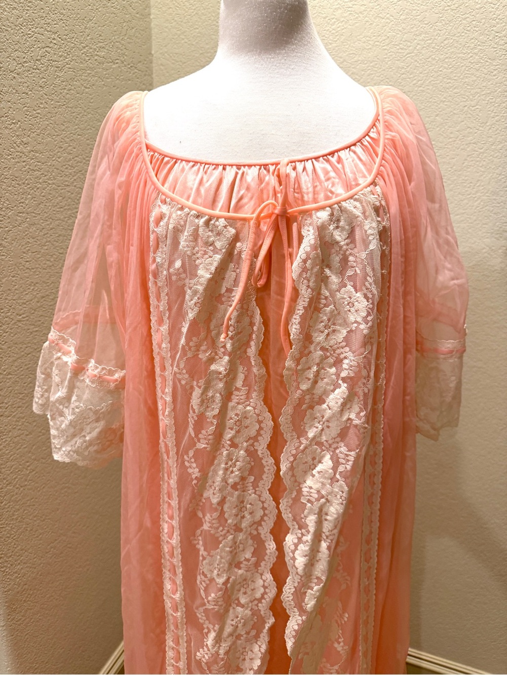 VTG 60s Sheer Peach 2 Pc Set Peignoir Robe Chiffon Lace Long Dressing Gown XXL - Picture 2 of 11
